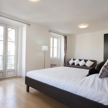 Santa Justa Suites By Homing Lisboa Exterior foto