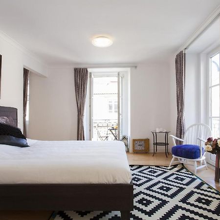 Santa Justa Suites By Homing Lisboa Exterior foto